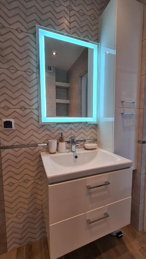 Apartament Deluxe 3 Oświęcim Εξωτερικό φωτογραφία